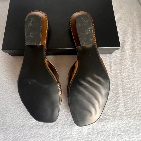 Golden Peak Bronze Size 8 - Picture 4 of 5